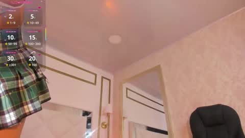 Snapshot of i_kristi chatting on 12-18-25, 08:15 Kristi online show from 12-18-25, 08:15