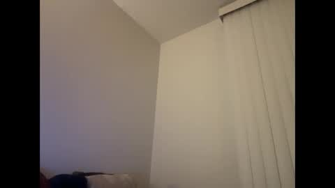 Snapshot of i_o_ro chatting on 12-03-24, 06:15 i o ro online show from 12-03-24, 06:15