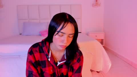 Snapshot of iam_cami chatting on 01-28-25, 12:15 online show from 01-28-25, 12:15