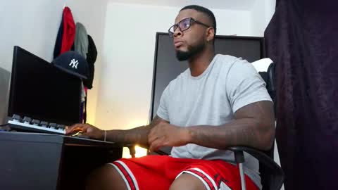 Mr H Independent model online show from 02-23-26, 01:58