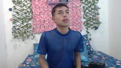 Snapshot of iam_lukas__ chatting on 09-12-25, 04:01 iam_lukas__ online show from 09-12-25, 04:01