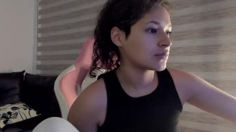 Snapshot of iam_nikki chatting on 03-06-25, 11:42 On instagram Imm NikkiHelp me reach 100 likes online show from 03-06-25, 11:42