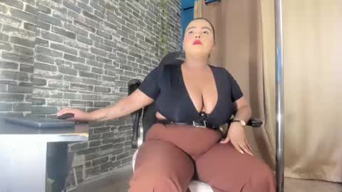 Snapshot of iam_samy chatting on 05-16-26, 11:20 Samy online show from 05-16-26, 11:20