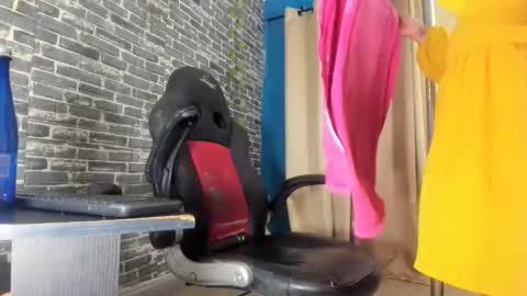 Snapshot of iam_samy chatting on 05-19-26, 11:38 Samy online show from 05-19-26, 11:38