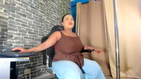 Snapshot of iam_samy chatting on 05-26-26, 11:06 Samy online show from 05-26-26, 11:06