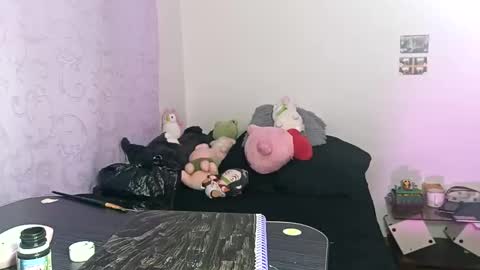 Zoe 3 online show from 02-01-25, 01:23