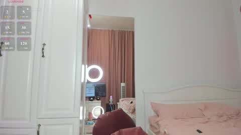 Cassie  STREAMS HERE EVERYDAY online show from 06-18-26, 09:14