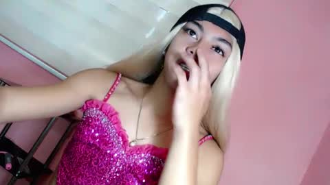 Snapshot of iamcristel chatting on 02-27-25, 02:42 CHRISTIAN online show from 02-27-25, 02:42