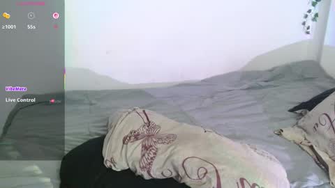 iamdani01 online show from 02-03-26, 06:22