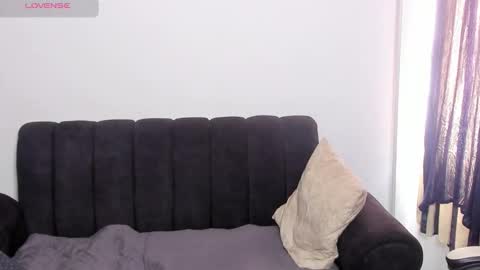 Dylan  independent model  online show from 03-09-26, 04:33