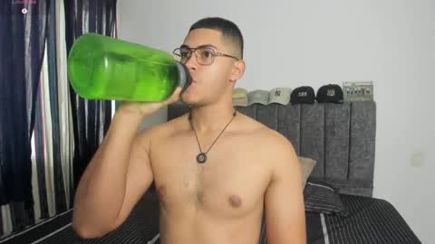 Dylan  independent model  online show from 05-05-26, 01:52