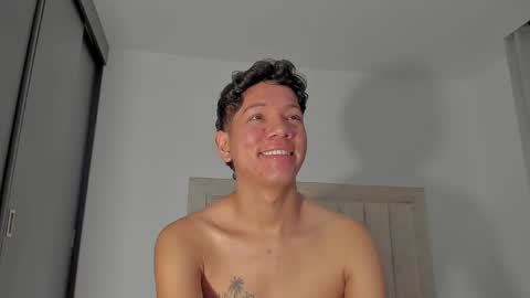 Juliiiiian online show from 06-06-26, 11:04