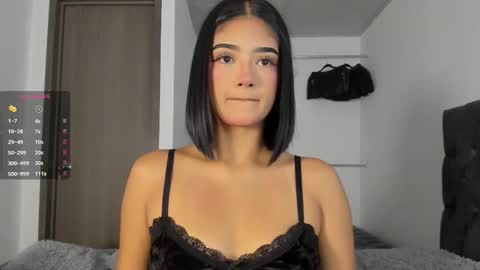 Snapshot of iamjulietaa chatting on 03-12-26, 07:53 online show from 03-12-26, 07:53