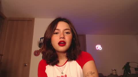 Snapshot of iamjulietaaa chatting on 01-06-25, 12:27 Julieta online show from 01-06-25, 12:27