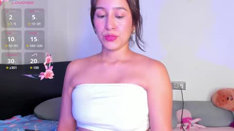 Lara online show from 09-26-25, 02:48