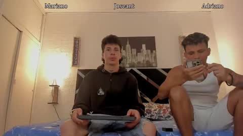 Mariano online show from 10-10-25, 04:11
