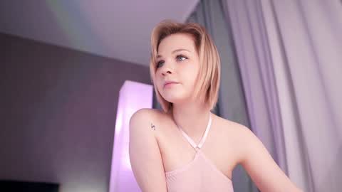 Nina  online show from 01-21-25, 05:30