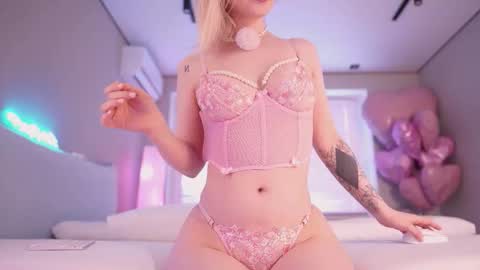 Nina  online show from 02-08-26, 02:42