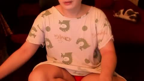 Snapshot of iamsuprememistress chatting on 06-13-26, 04:05 MADAM MISTRESS ASIANA online show from 06-13-26, 04:05
