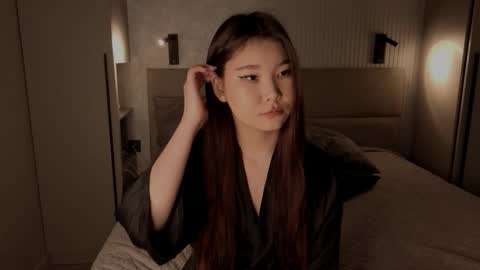 Snapshot of iamyuki_ chatting on 11-13-25, 04:06 iamyuki_ online show from 11-13-25, 04:06