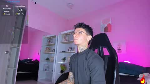 IAN CASTILLO online show from 10-31-25, 11:11