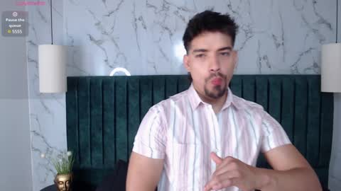 Ian Davis online show from 01-15-25, 08:05