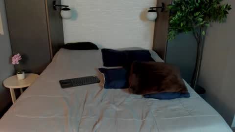 Ian Davis online show from 02-05-25, 08:35