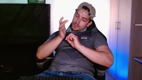 Ian Davis online show from 04-16-26, 01:50