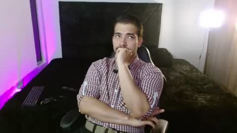 Ian Davis online show from 07-11-26, 04:32