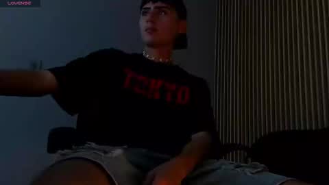 Snapshot of ian_diamond chatting on 01-15-26, 11:41 Iam online show from 01-15-26, 11:41