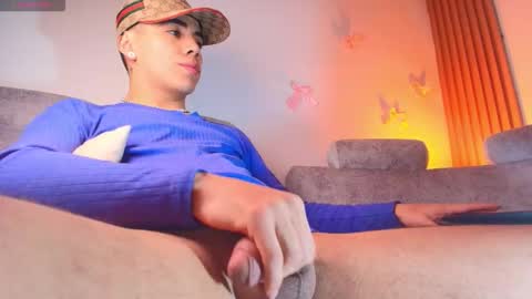 Snapshot of ian_fit chatting on 02-19-26, 08:38 ian online show from 02-19-26, 08:38