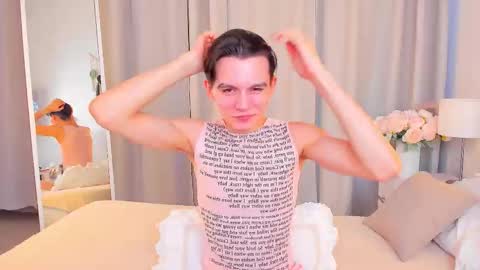 Snapshot of ian_harrickton chatting on 03-11-26, 06:08 ian online show from 03-11-26, 06:08