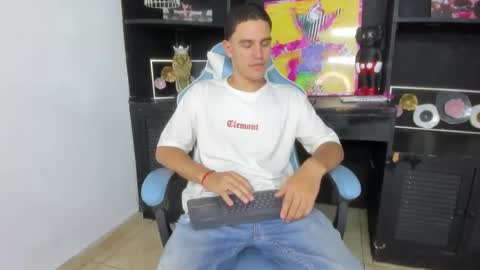 Ian online show from 02-06-25, 08:34