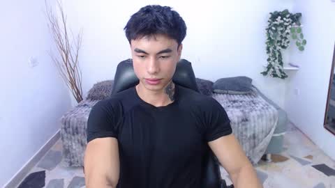 Snapshot of ian_west chatting on 02-14-26, 12:02 Ian online show from 02-14-26, 12:02