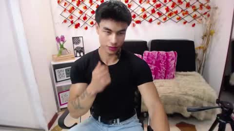 Snapshot of ian_west chatting on 03-10-26, 12:10 Ian online show from 03-10-26, 12:10