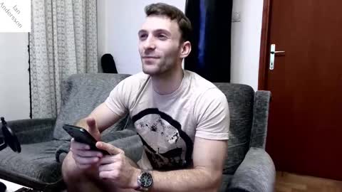 Snapshot of ianandersson27 chatting on 01-06-25, 02:58 Ian Andersson online show from 01-06-25, 02:58