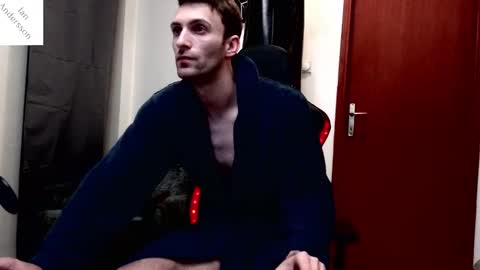 Snapshot of ianandersson27 chatting on 01-21-25, 01:29 Ian Andersson online show from 01-21-25, 01:29