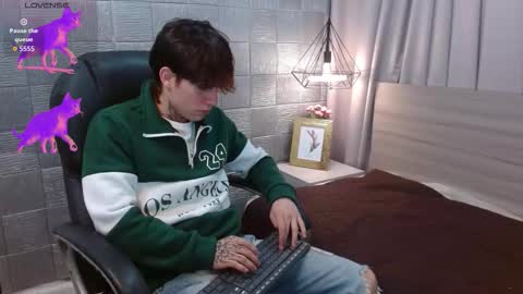 Snapshot of iancute_ chatting on 10-01-25, 06:14 ian online show from 10-01-25, 06:14
