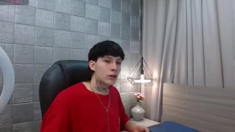 Snapshot of iancute_ chatting on 10-14-25, 02:07 ian online show from 10-14-25, 02:07