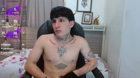 Snapshot of iancute_ chatting on 10-19-25, 07:20 ian online show from 10-19-25, 07:20