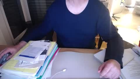 iandy12 online show from 05-11-26, 10:07