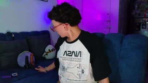 ian  online show from 04-16-26, 01:39