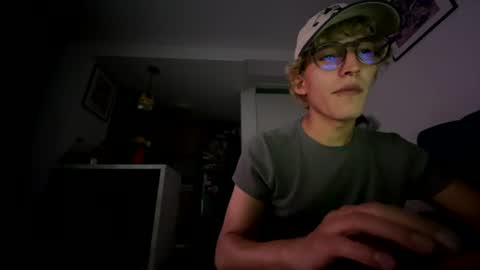ian  online show from 07-24-26, 05:05