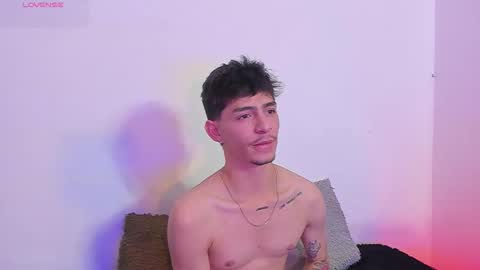 Ian Lark online show from 04-21-26, 05:17