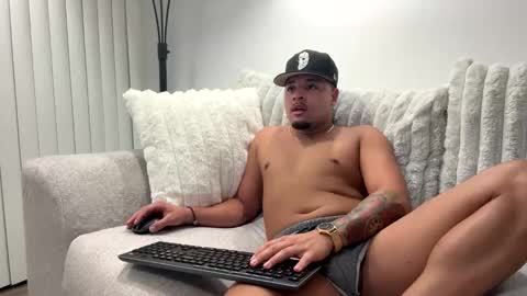 Snapshot of ianrijos01 chatting on 09-15-25, 12:21 DickFixx online show from 09-15-25, 12:21
