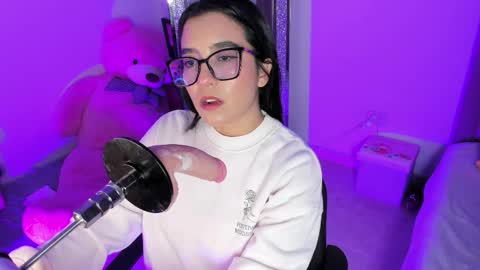 Snapshot of ibbiebennett_1 chatting on 01-08-26, 02:36 Ibbie Bennett online show from 01-08-26, 02:36