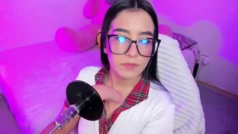 Snapshot of ibbiebennett_1 chatting on 02-17-26, 03:47 Ibbie Bennett online show from 02-17-26, 03:47