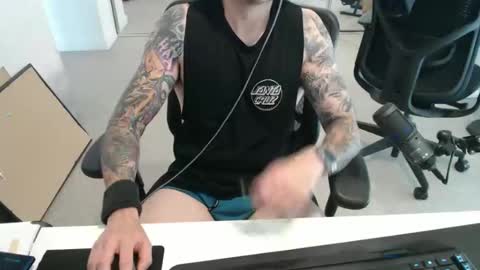 Snapshot of ic987 chatting on 02-18-26, 03:35 ic987 online show from 02-18-26, 03:35