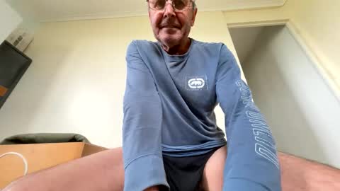 Snapshot of icam1234 chatting on 05-17-26, 01:03 Aussie Farmer online show from 05-17-26, 01:03