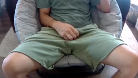 Ice Jr online show from 09-25-25, 09:29